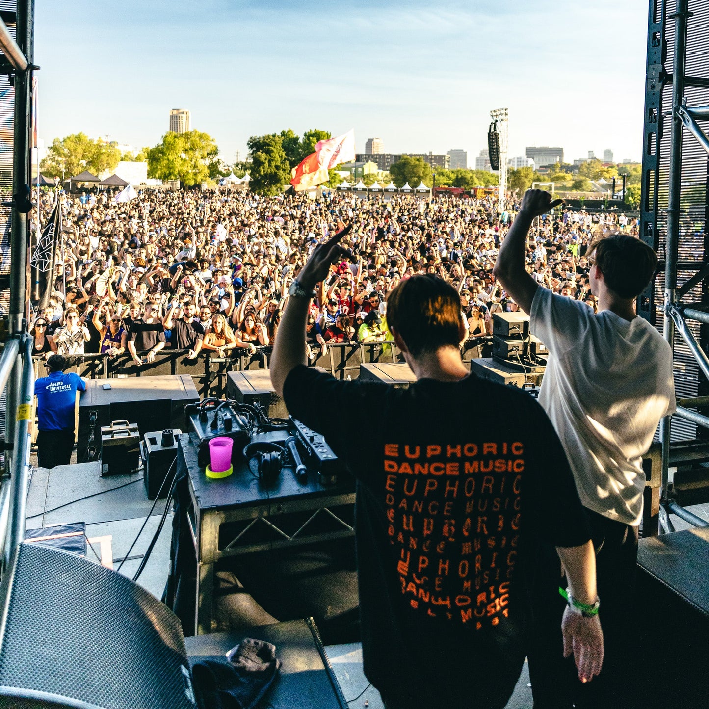 EUPHORIC DANCE MUSIC TEE